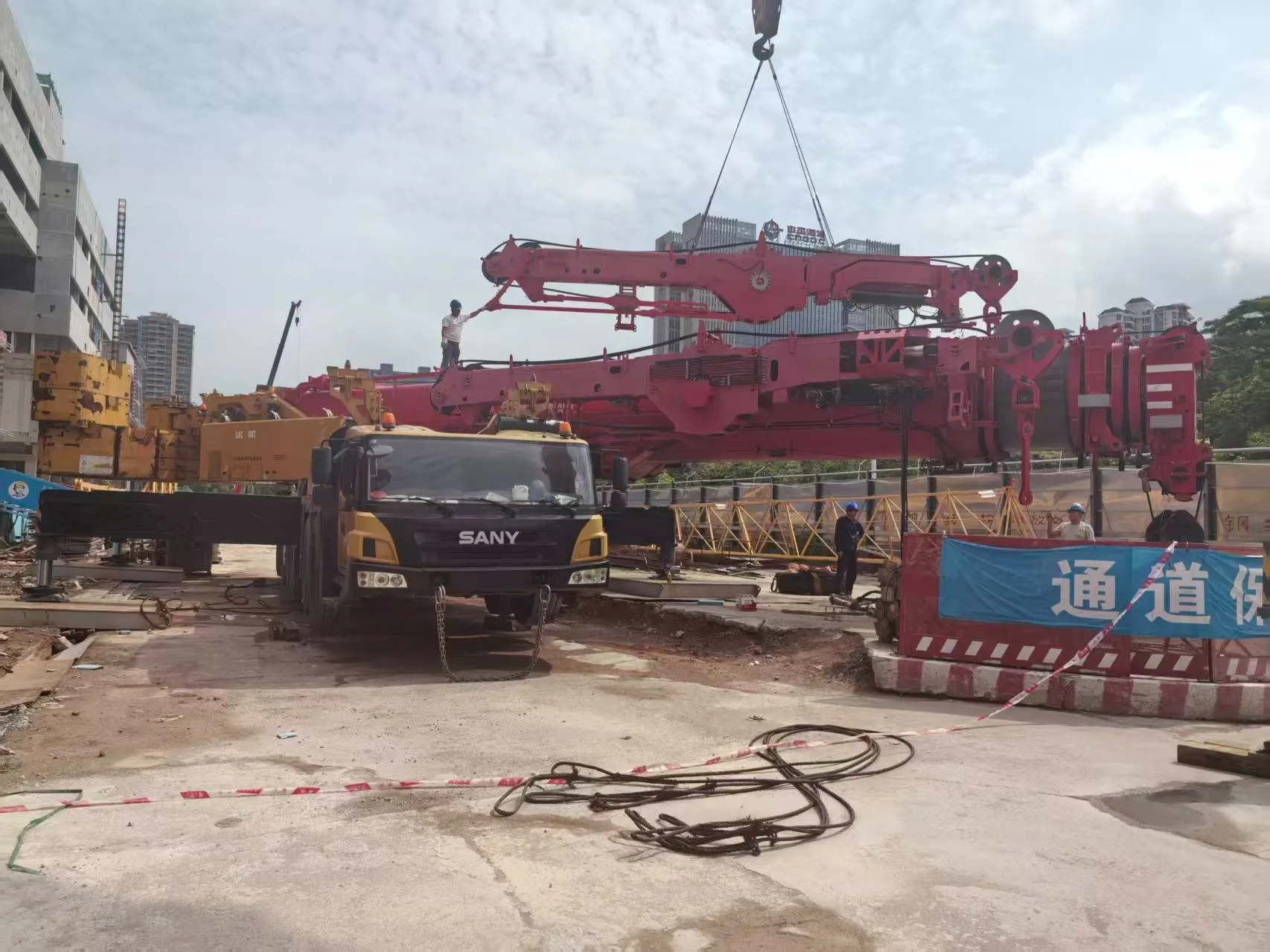 SANY SAC4500T Mobile Crane0