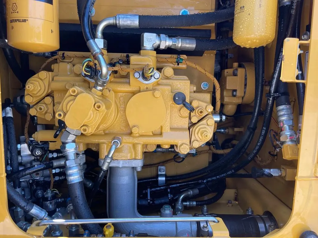Used CAT 312D2GC Medium Excavator2