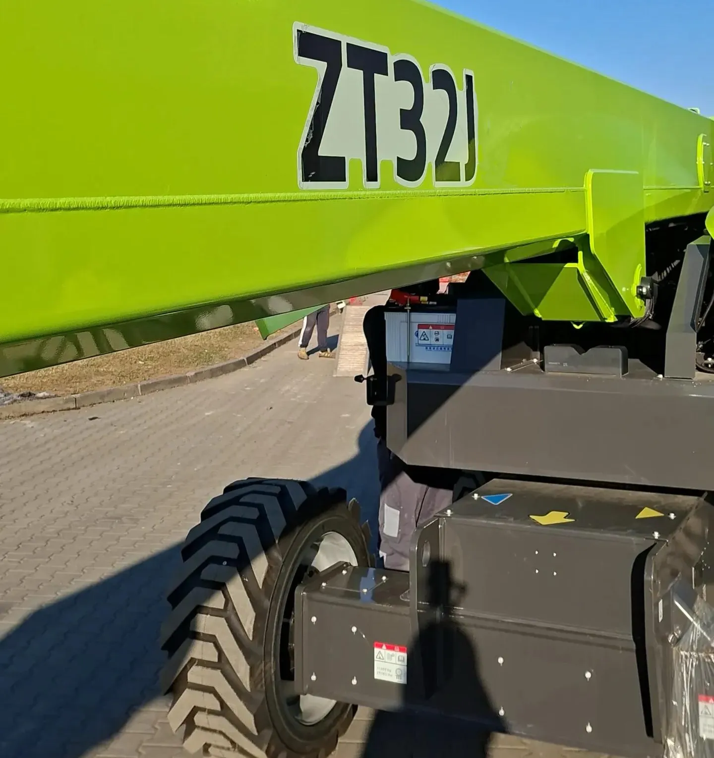 Used ZOOMLION ZT32J Telescopic Boom Lift2