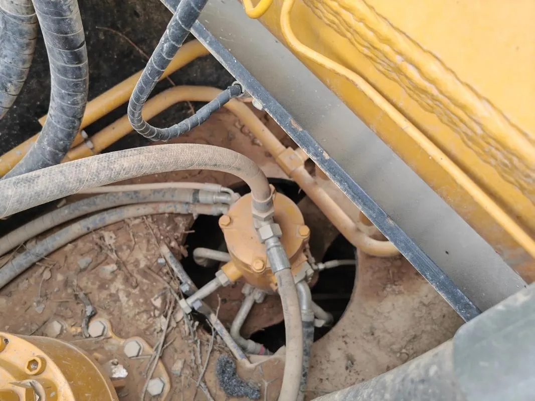 Used SANY SY245H Medium Excavator2