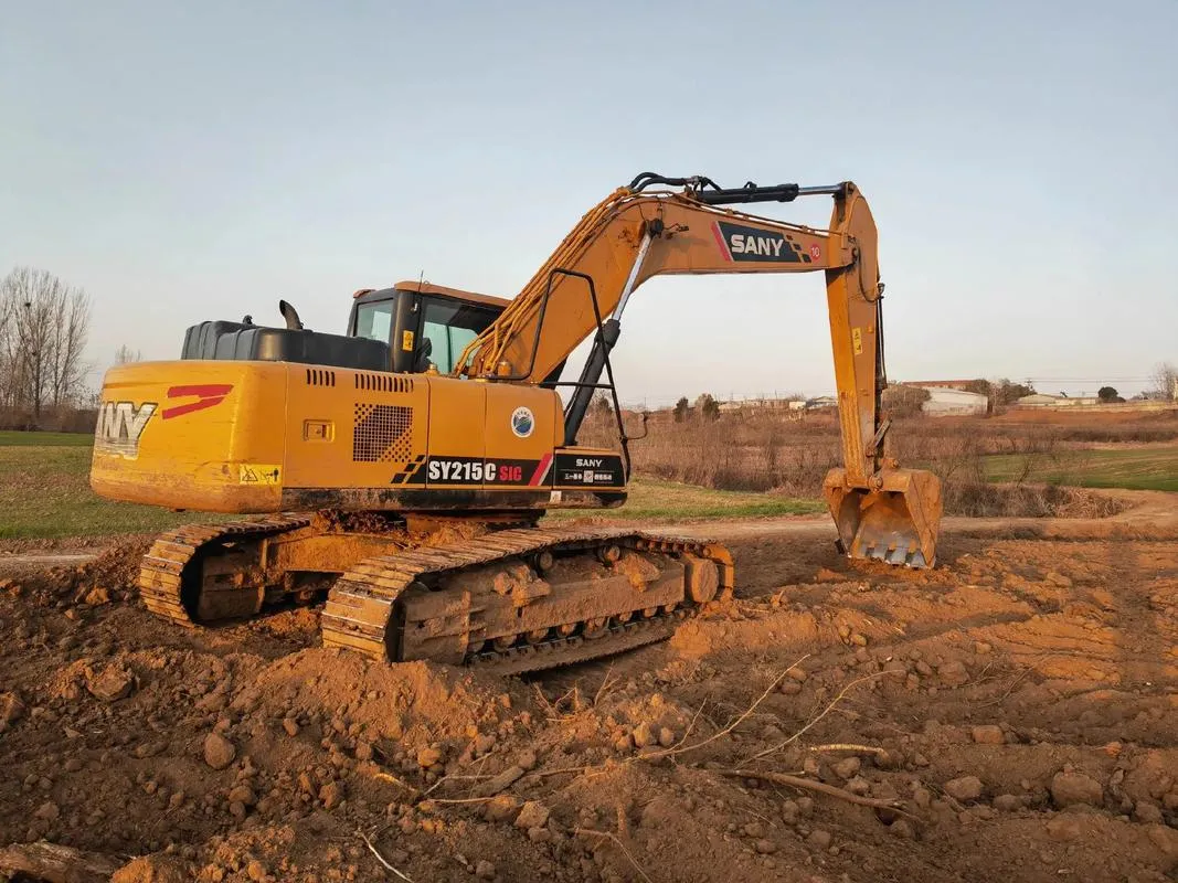 Used SANY SY215C Medium Excavator