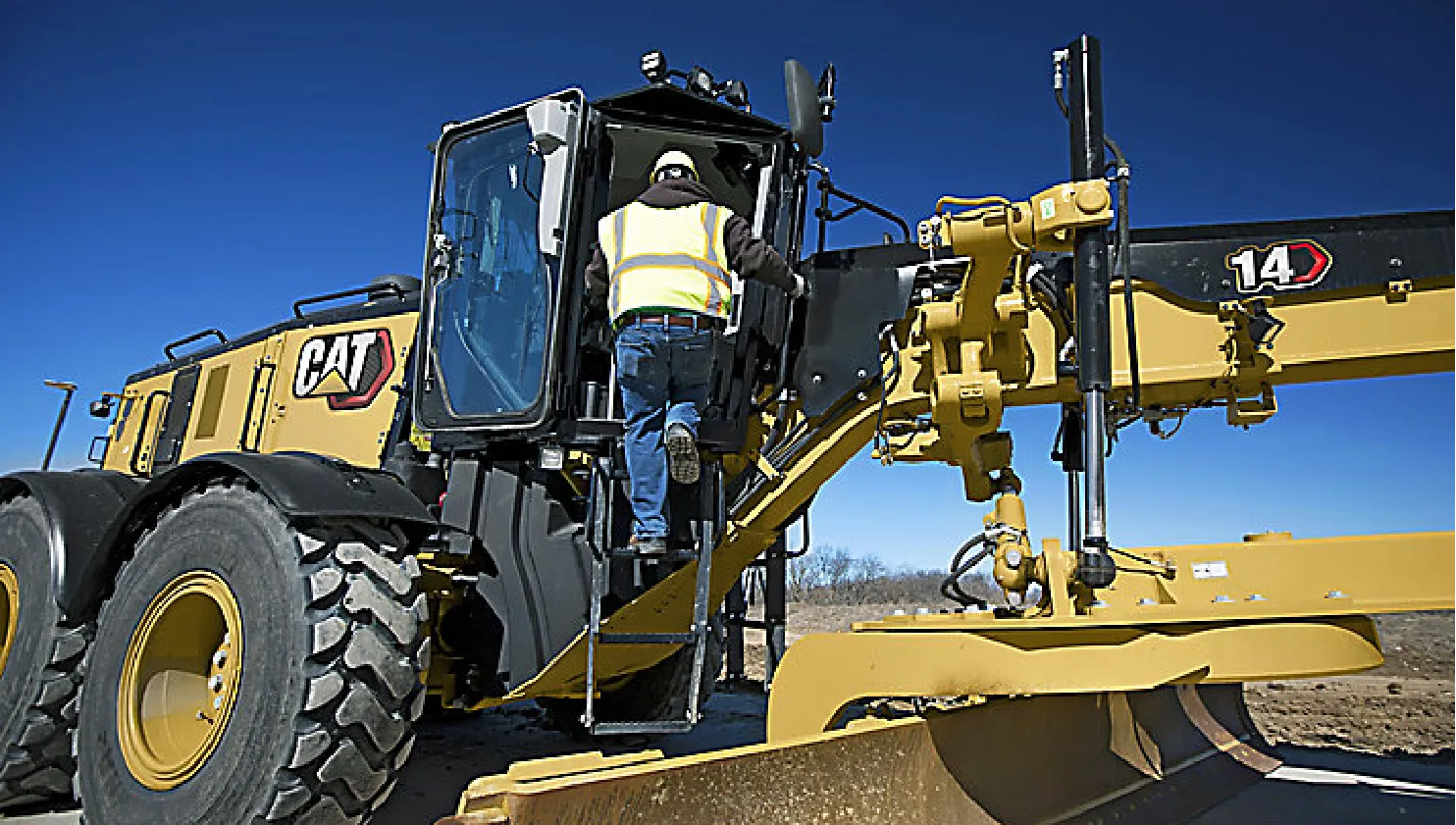 Used CAT 14 Motor Grader1