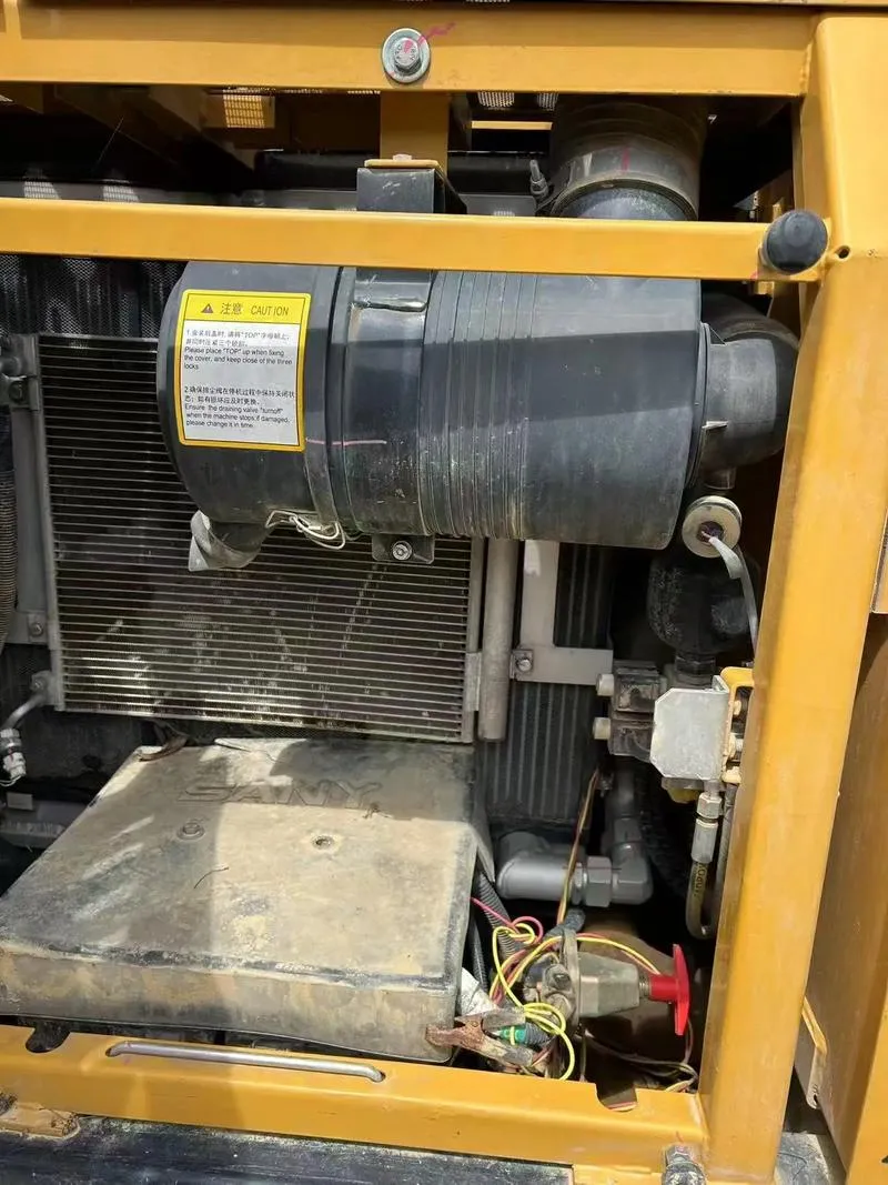 Used SANY SY95C Small Excavator4
