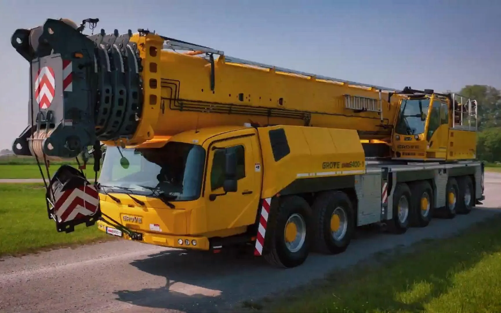 Used Grove GMK5180-1 Truck-Mounted Crane