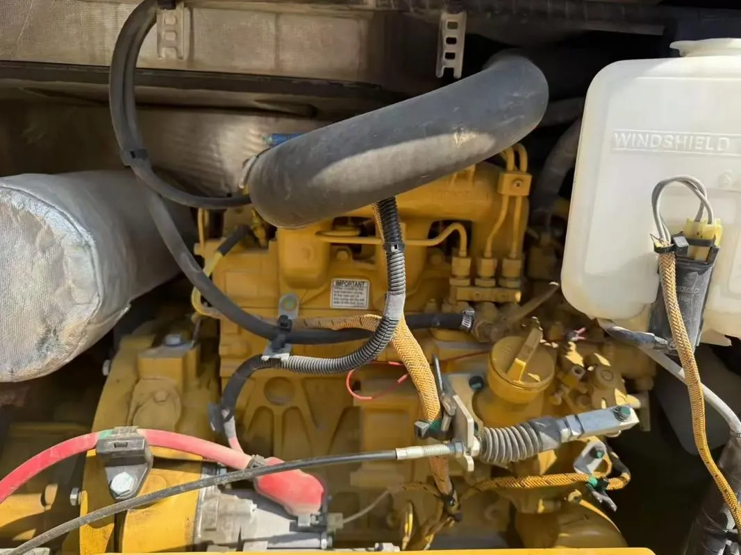 Used CAT 303.5 CR Mini Excavator4