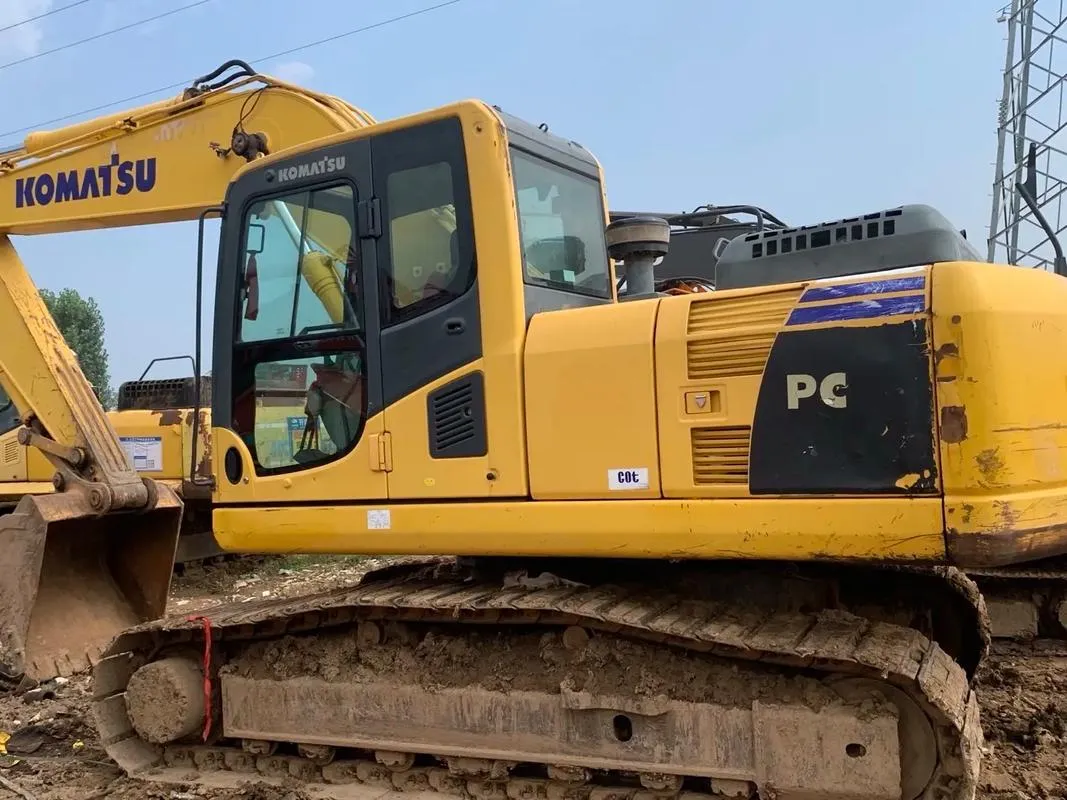 Used KOMATSU PC200-8M0 Medium Excavator