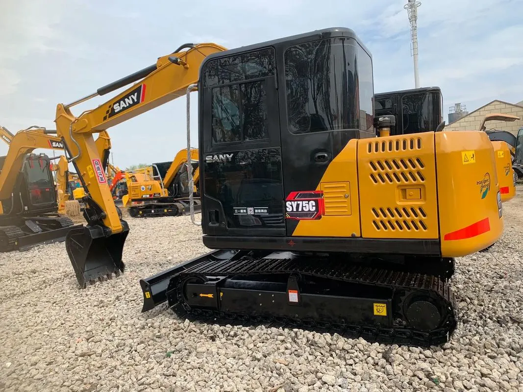Used SANY SY75C Small Excavator1